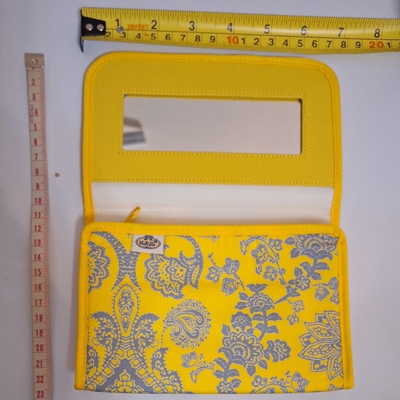 NWOT Naraya Large Cosmetic Bag - Picture 3 of 3